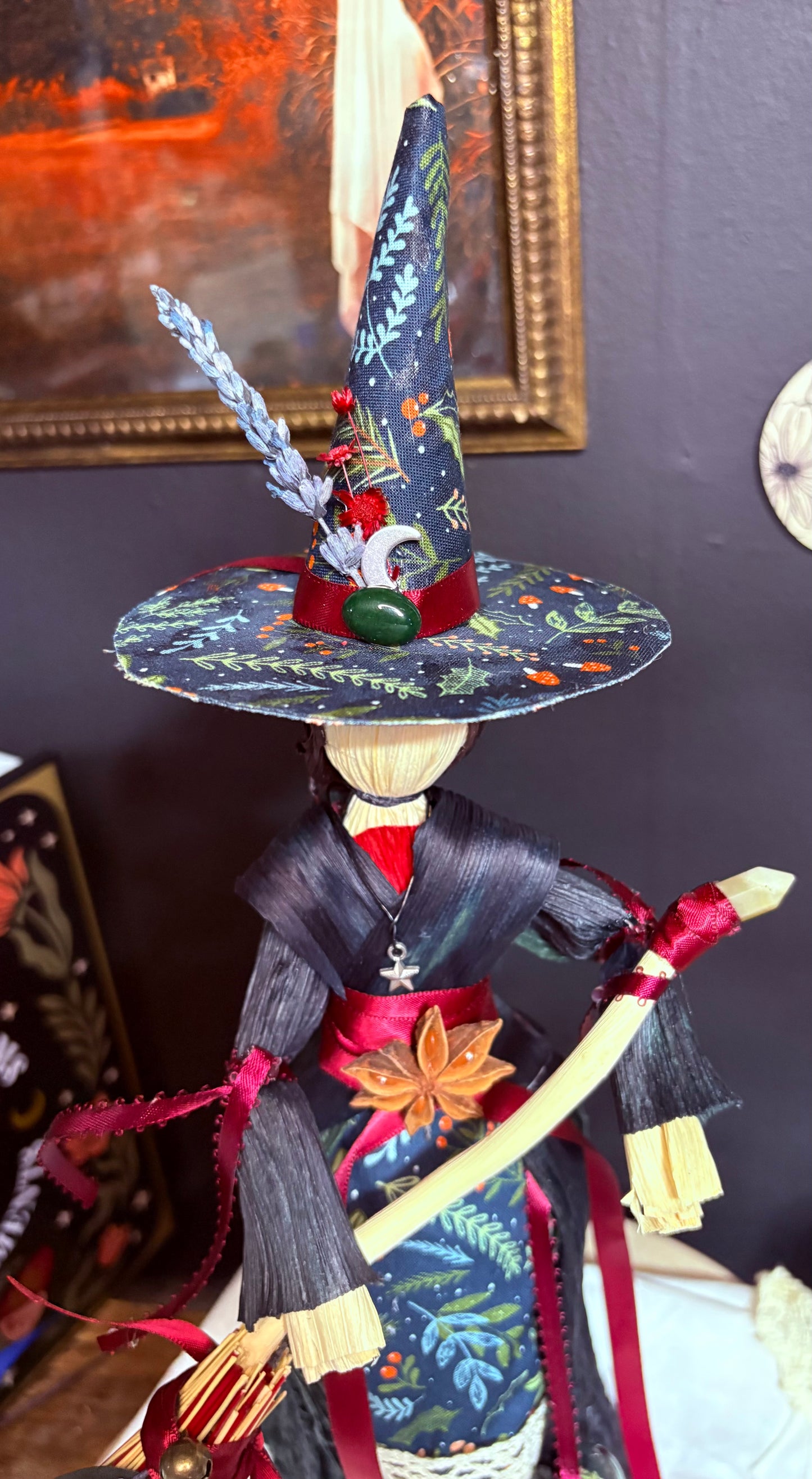 Holly yule witch