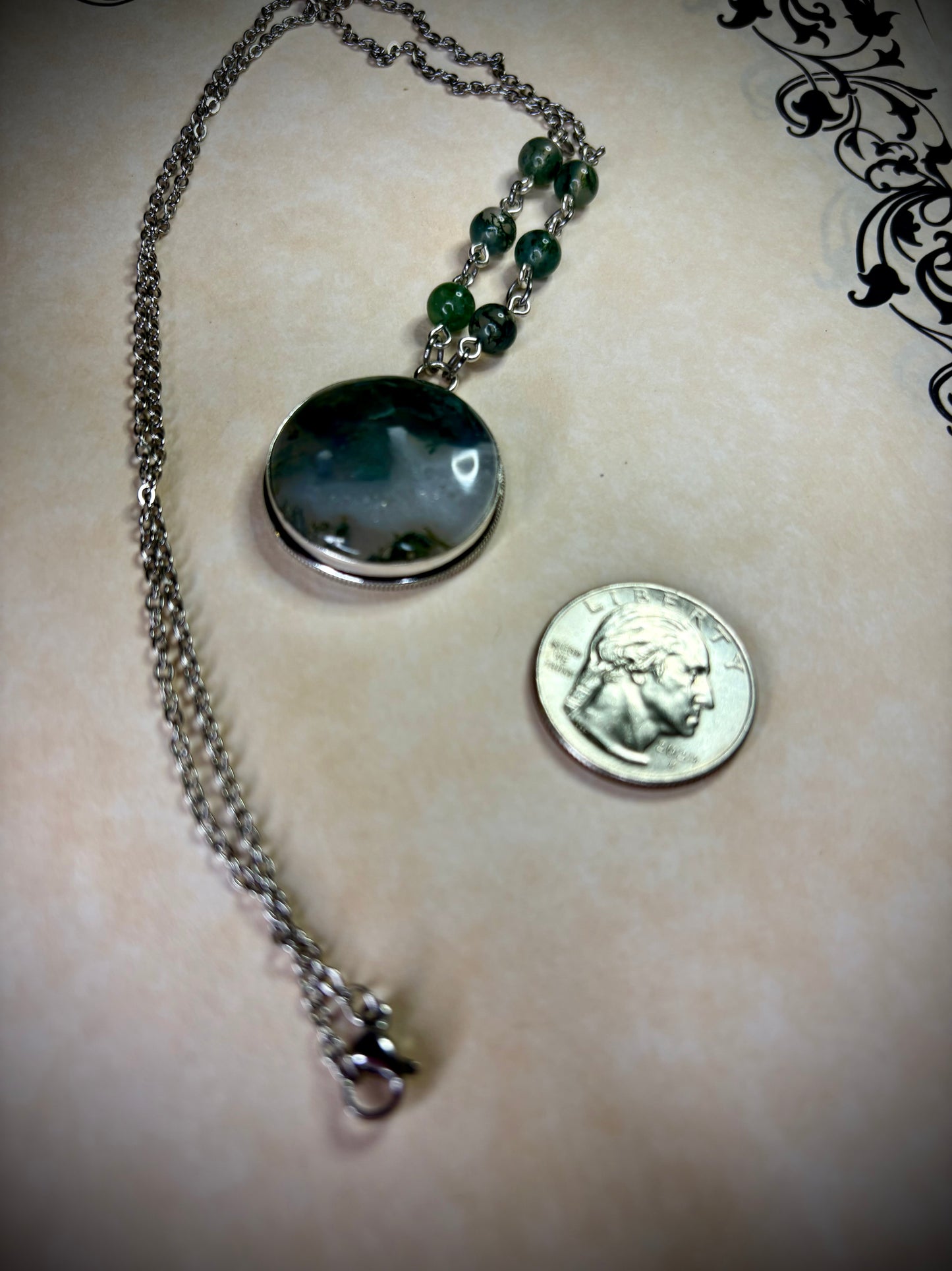 Moss Agate Necklace (round)
