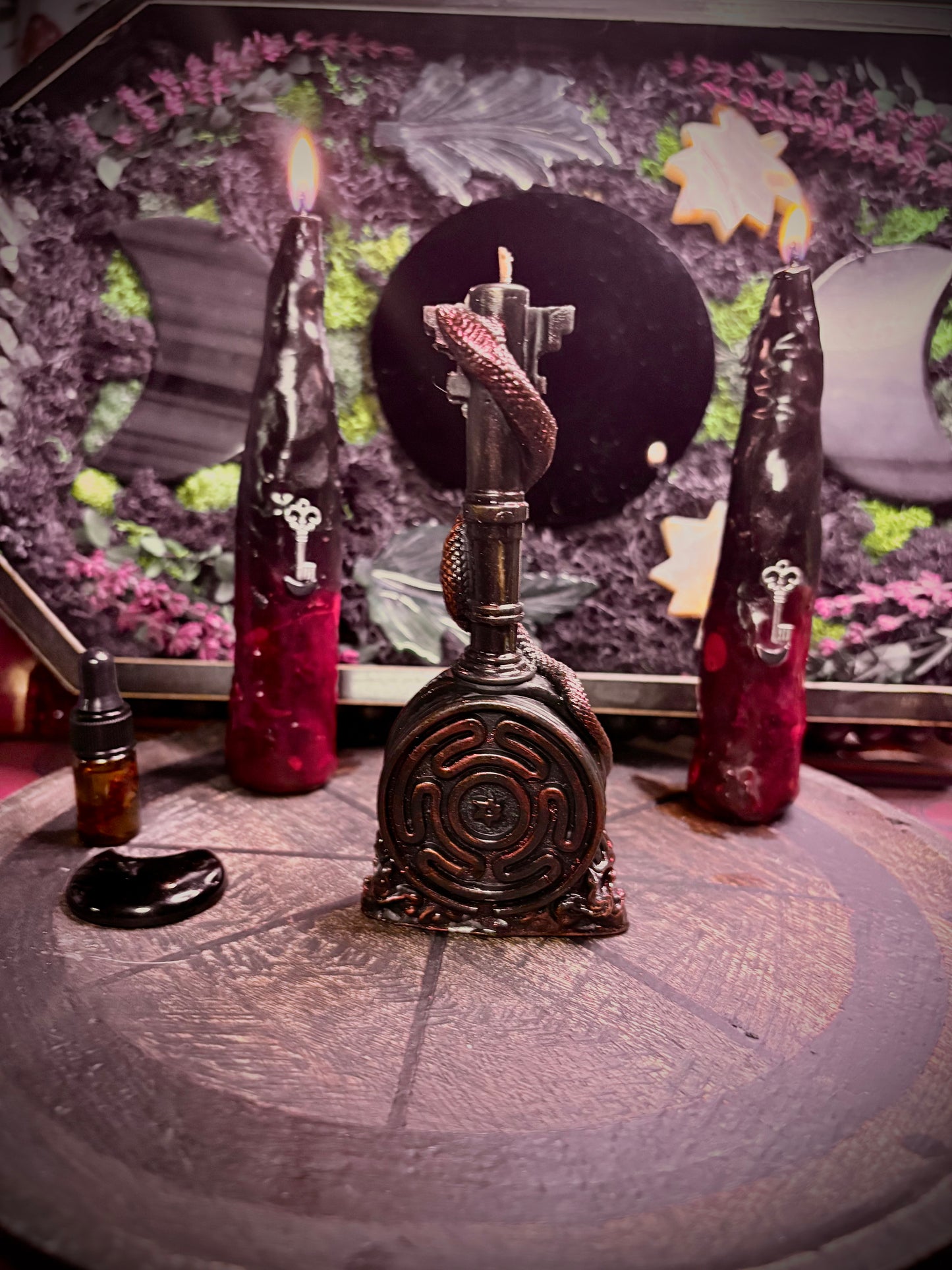 4” Hekate Key Candle