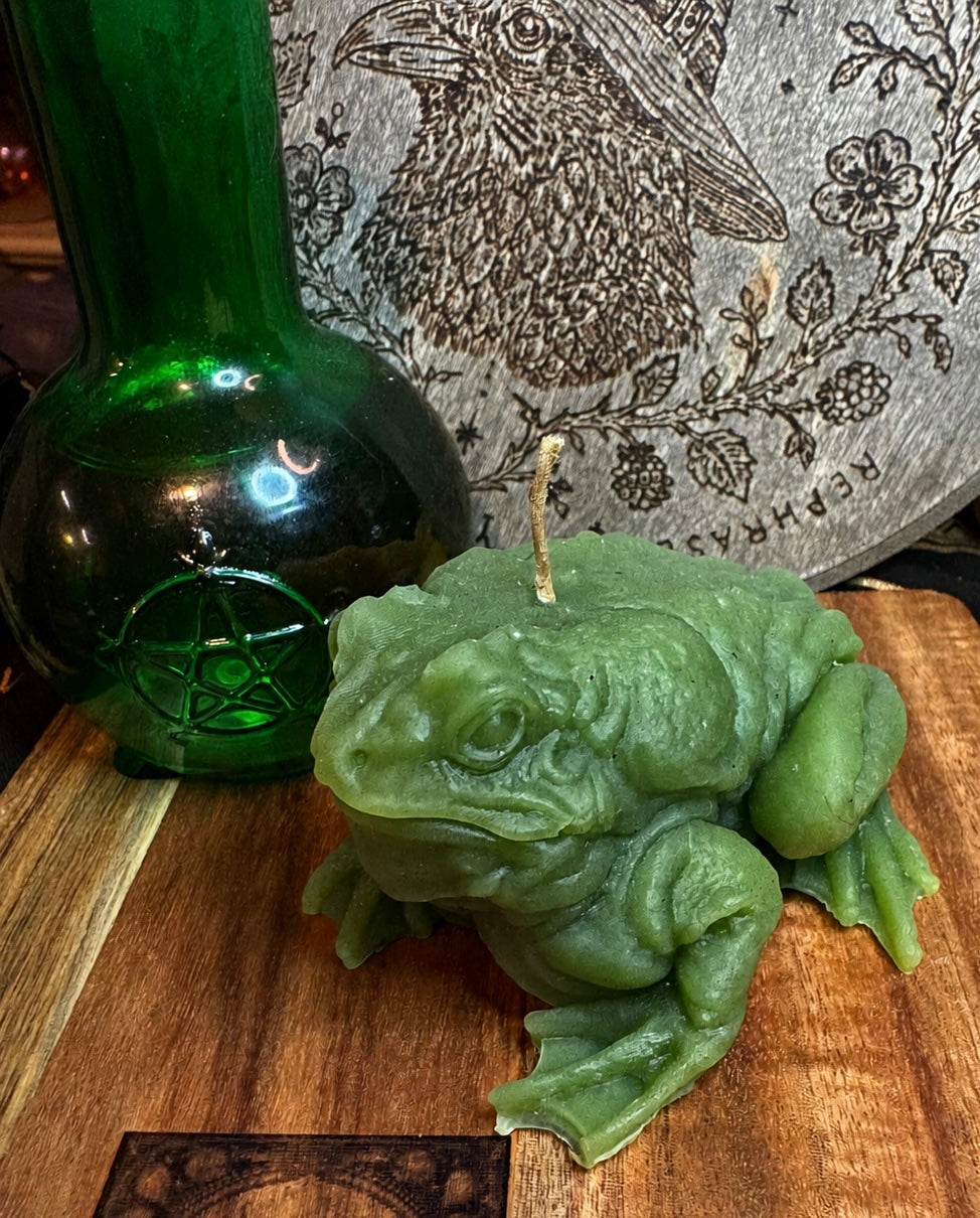 Green Beeswax Toad Candle