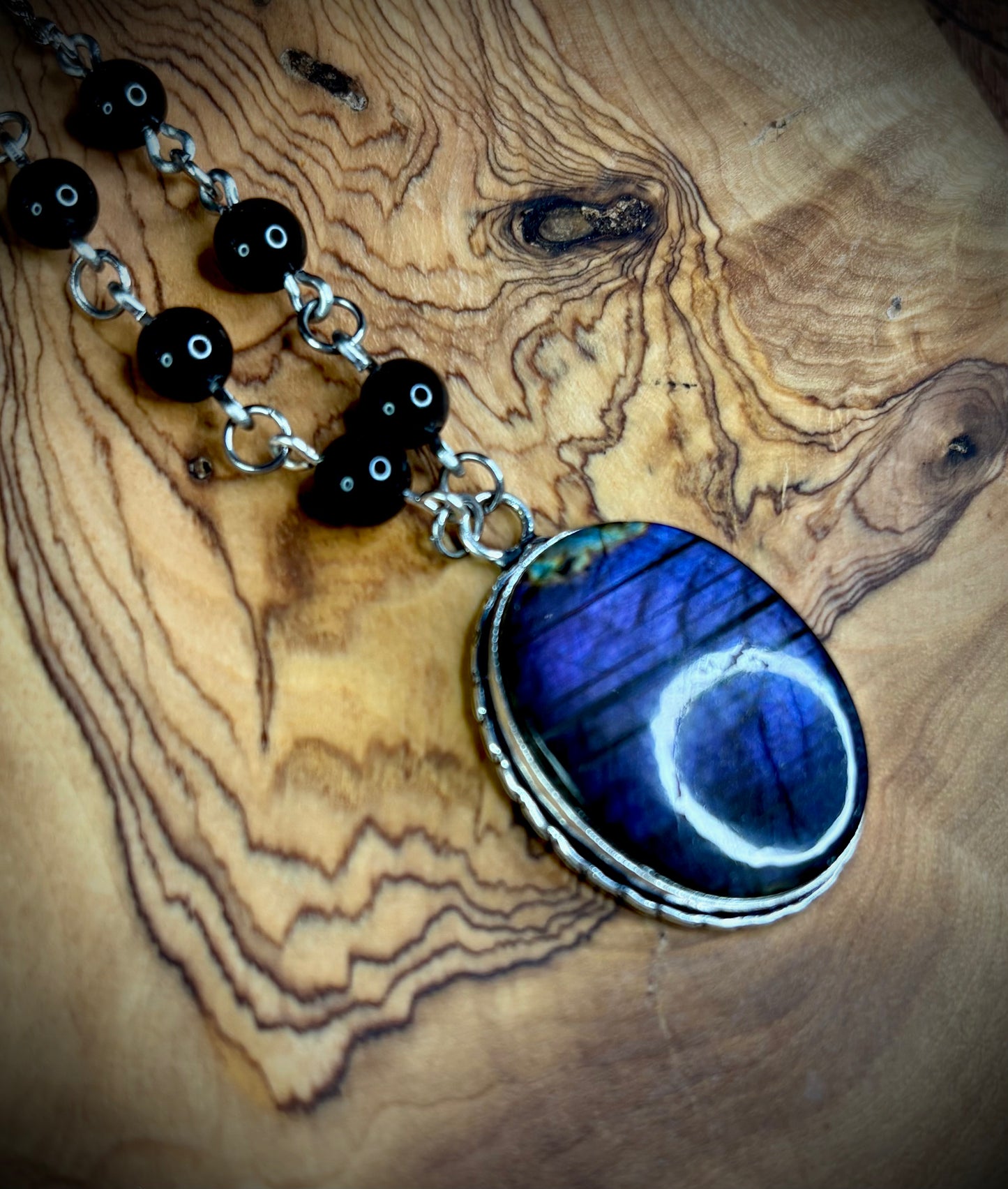 Purple-Flash Oval Labradorite Necklace