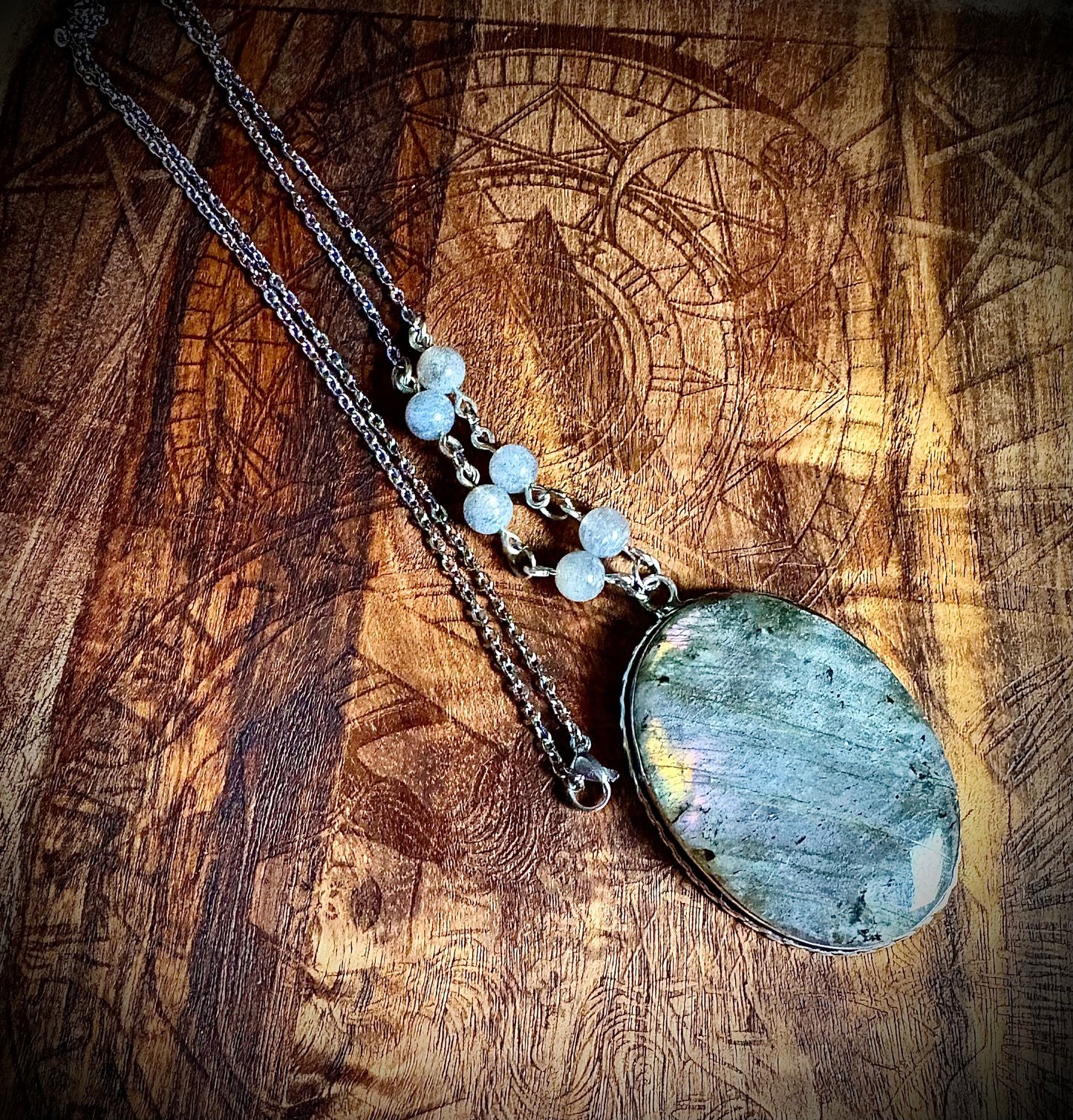 Lg Twilight Flash Labradorite Necklace