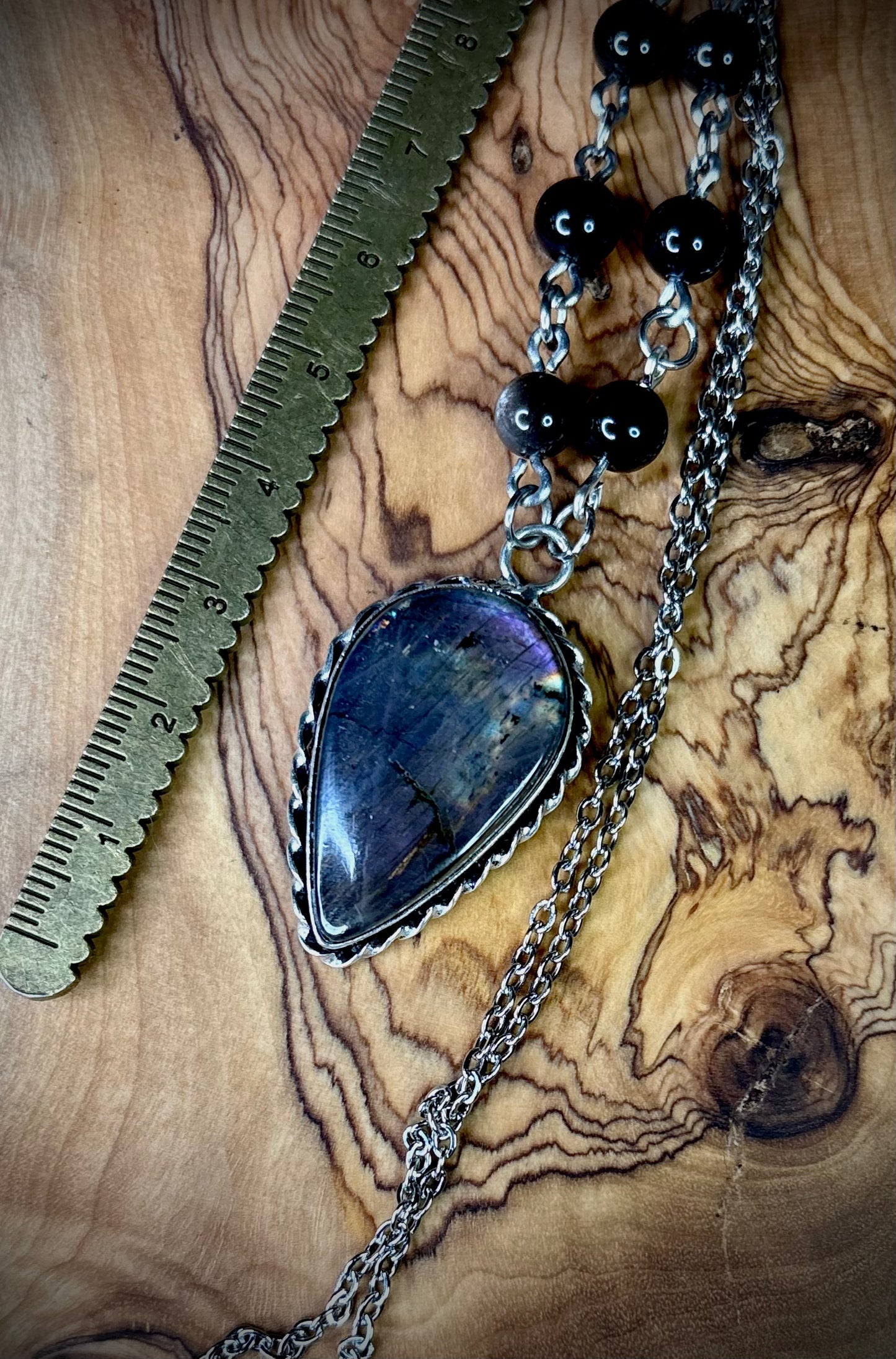 Purple-Flash Teardrop Labradorite Necklace