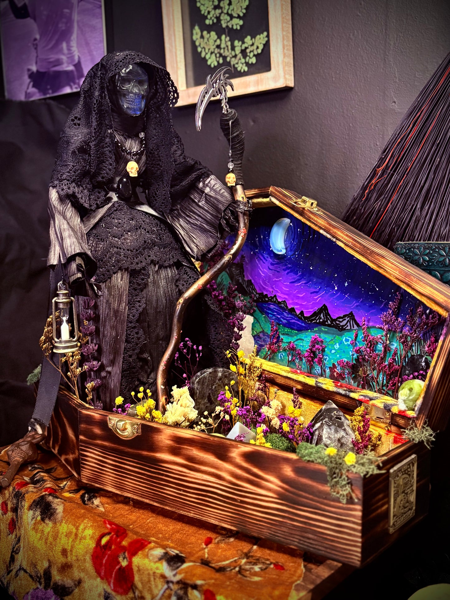 Death’s Garden : 1/1 Death Card Casket