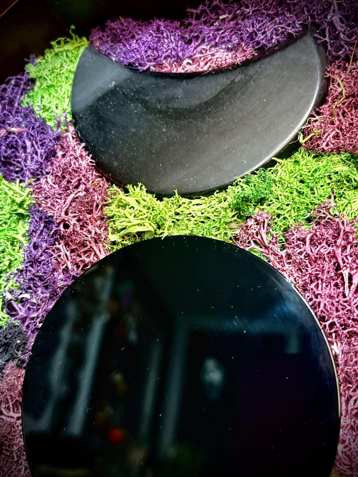 Veilbloom Triple Moon Scrying Mirror
