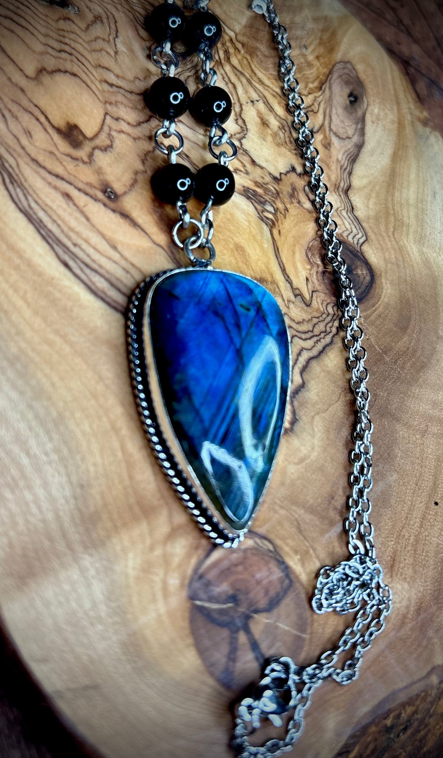 Blue-Flash Shield Labradorite Necklace