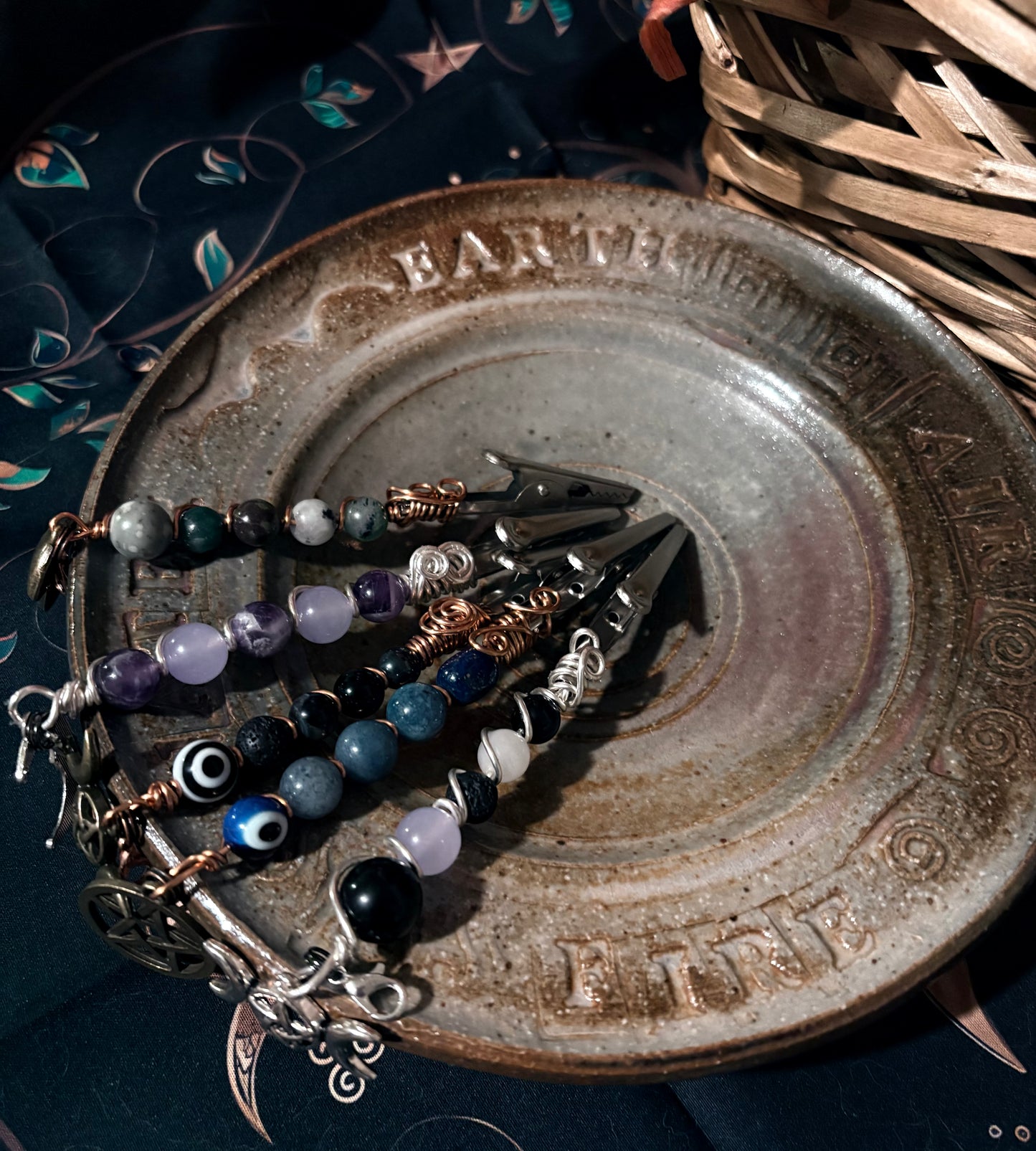 Herb Burning Clips 2.0 — Travel-Ready, Witch-Crafted