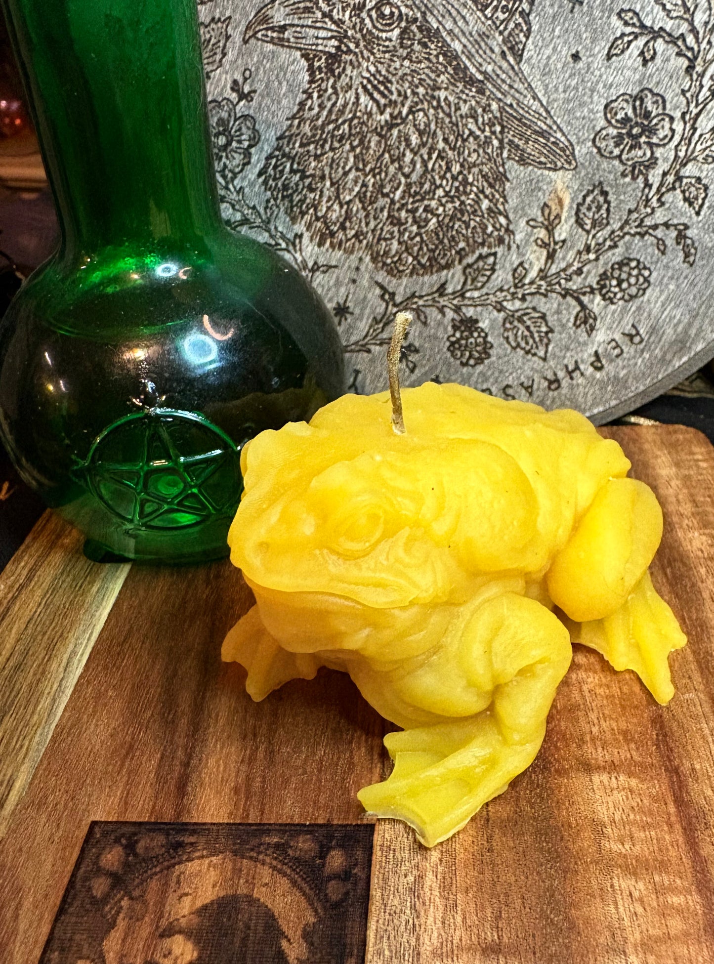 Natural Beeswax Toad Candle