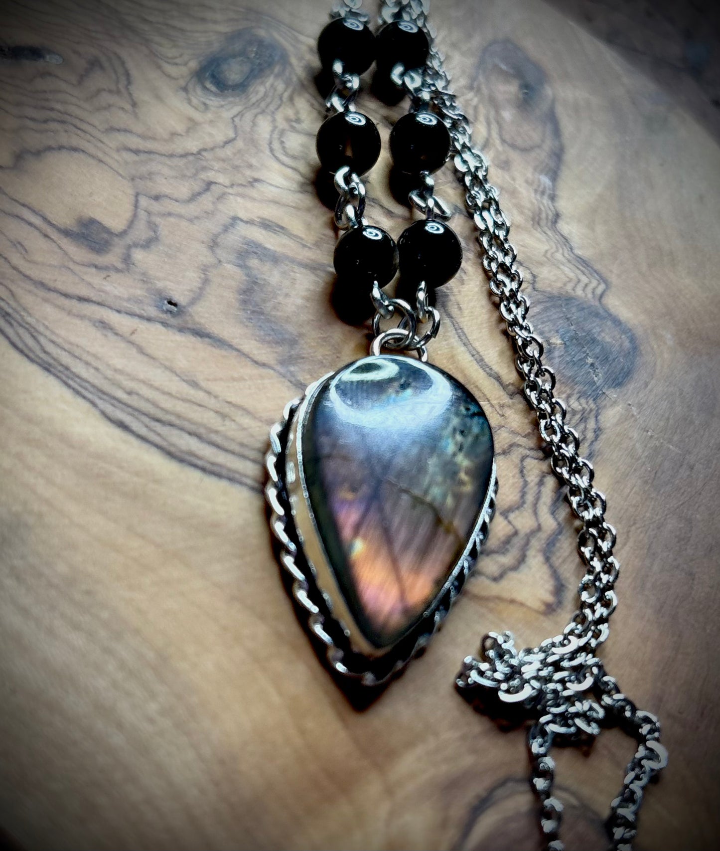 Purple-Flash Teardrop Labradorite Necklace