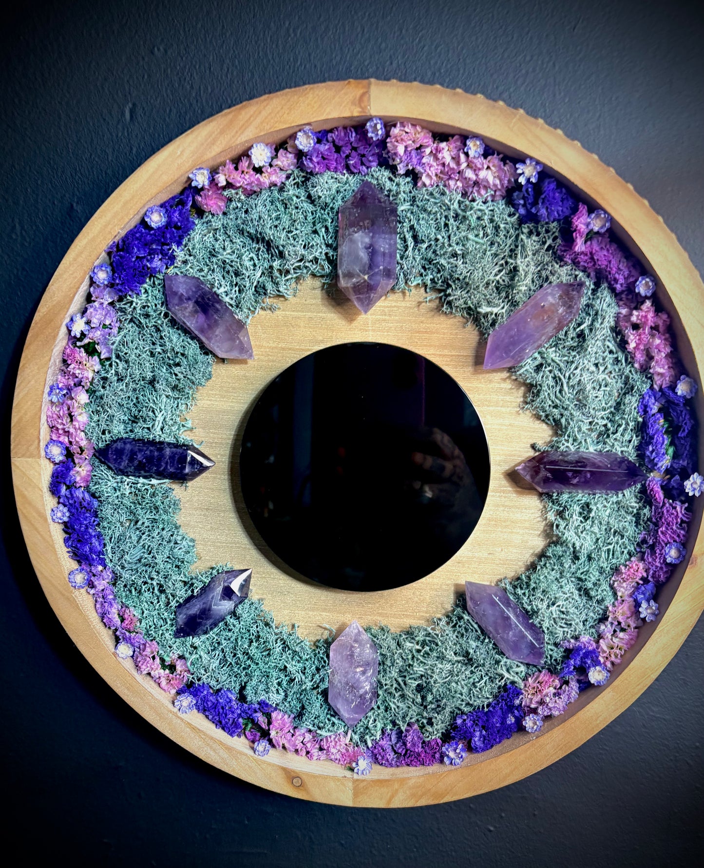The Amethyst Eye Scrying Mirror