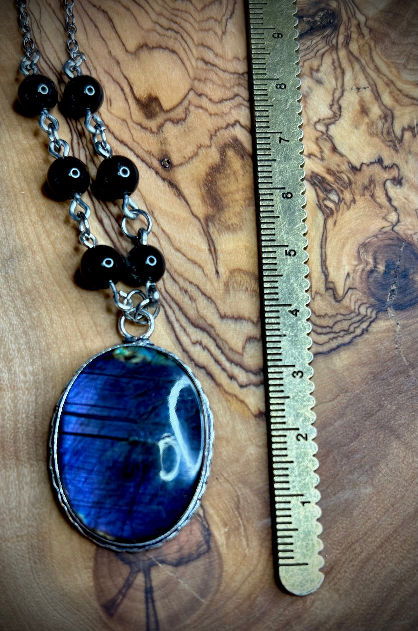 Purple-Flash Oval Labradorite Necklace