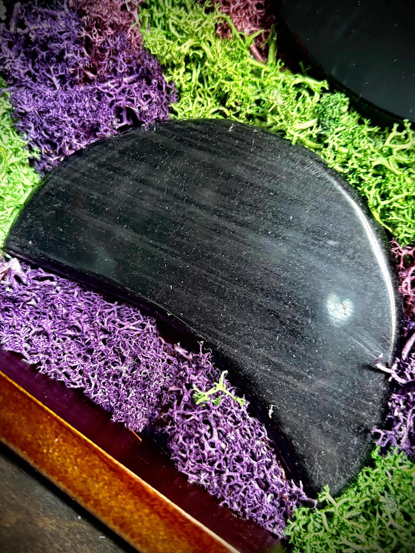Veilbloom Triple Moon Scrying Mirror