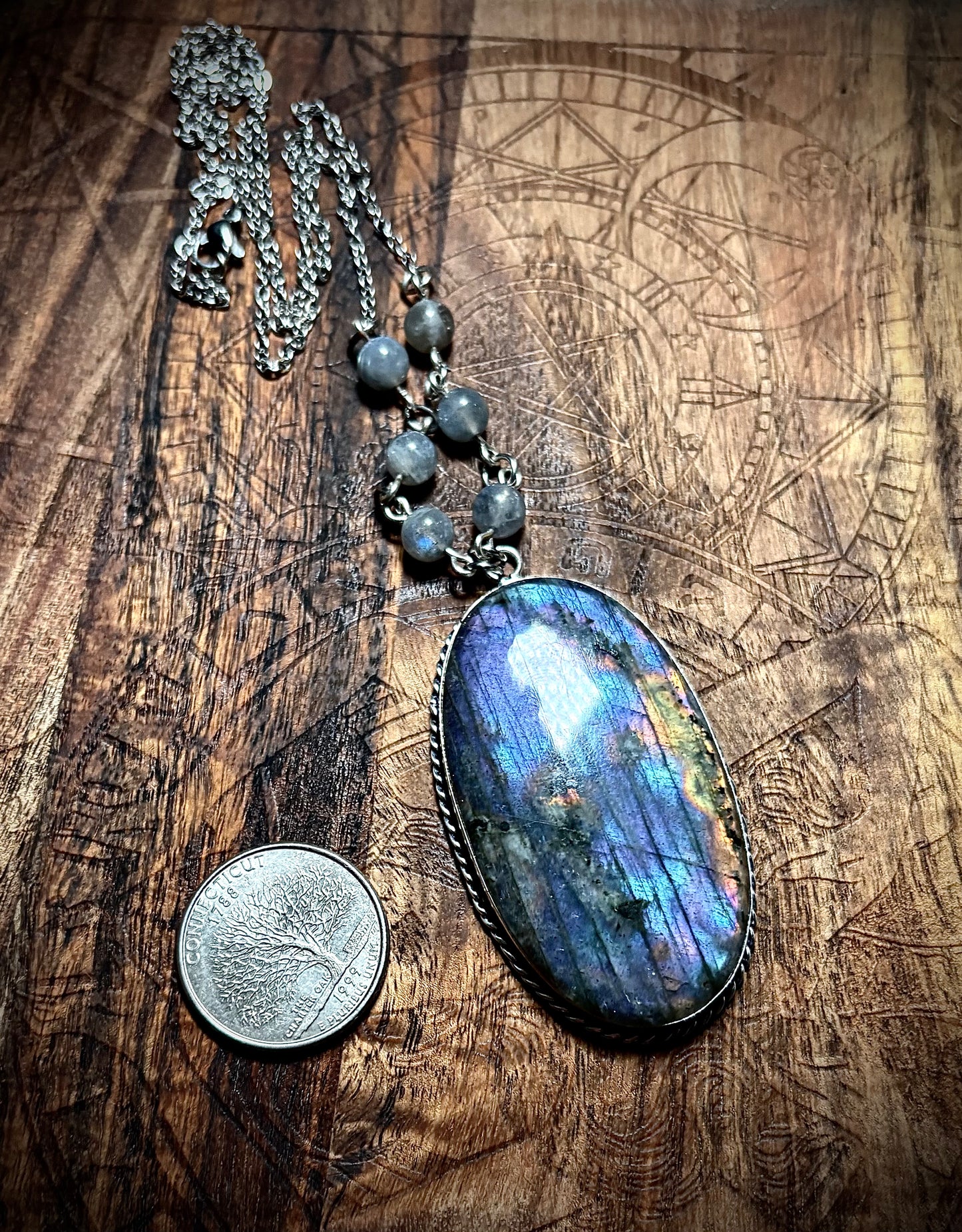 Xl Twilight Flash Labradorite Necklace