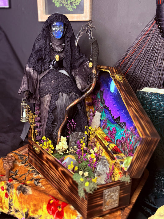 Death’s Garden : 1/1 Death Card Casket